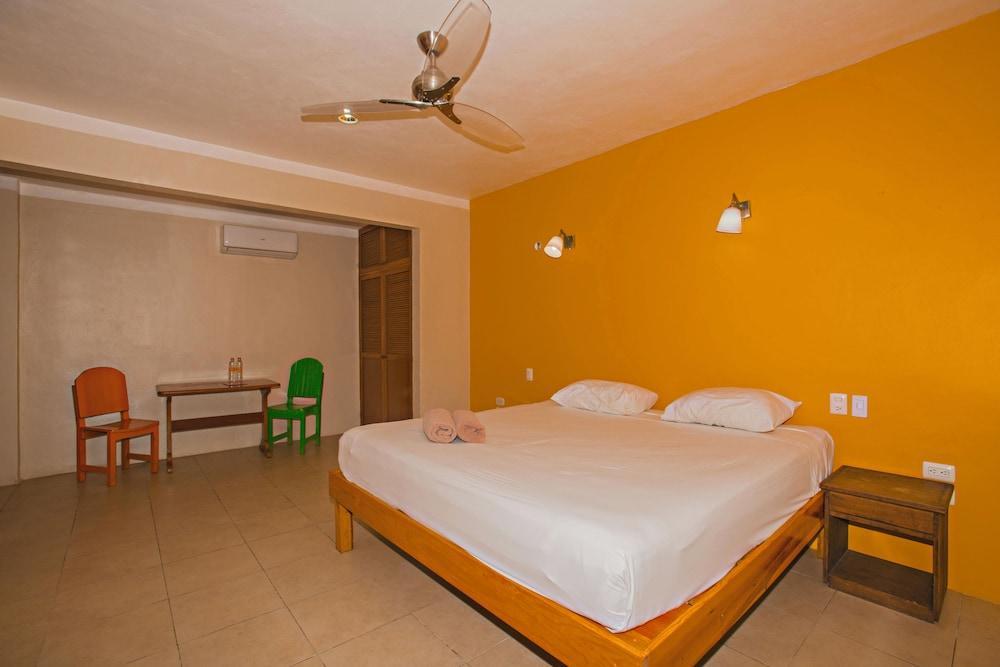 Koox City Garden Hotel Плая-дель-Кармен Экстерьер фото